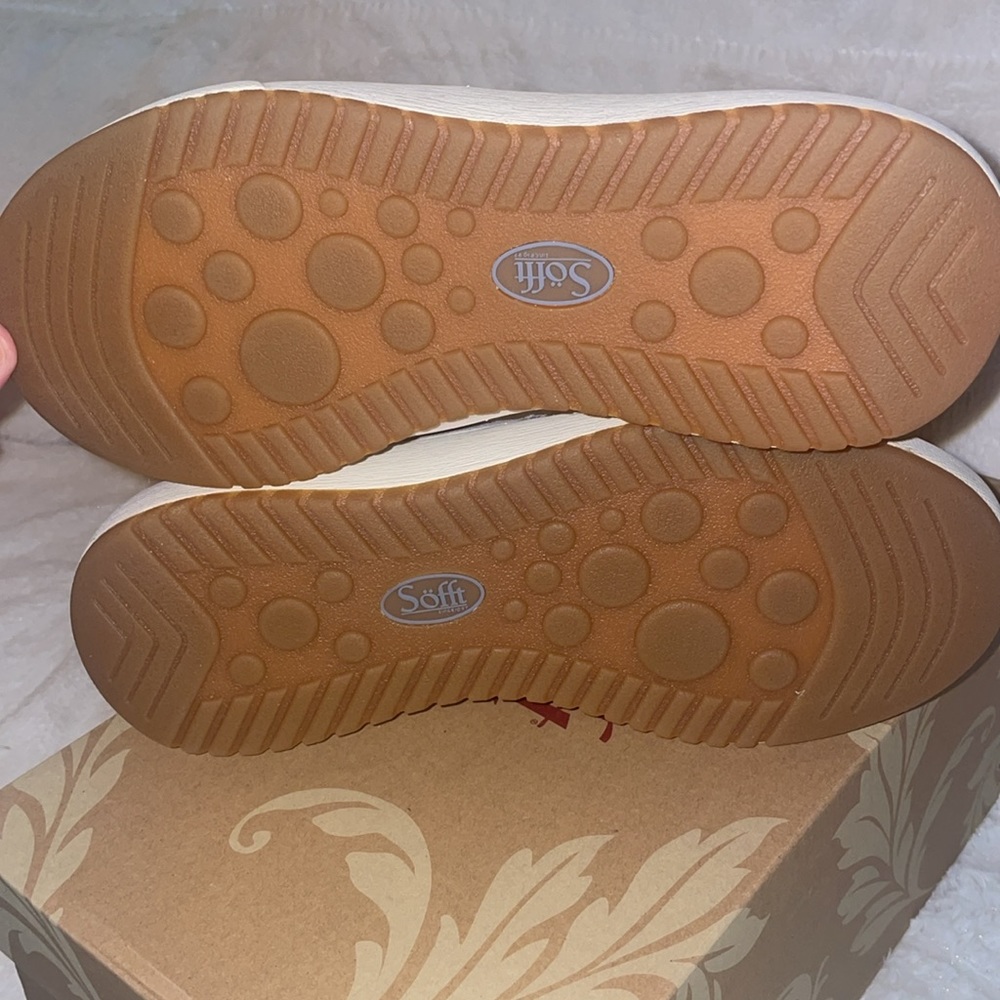 NWT Söfft Watney Chambray Slate Slide-on Sneaker - Picture 15 of 15
